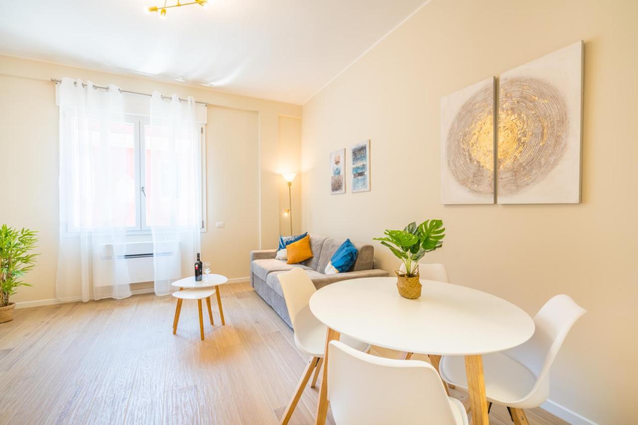 קליארי Puccini Apt - Centro Citta - Wifi - Ac מראה חיצוני תמונה