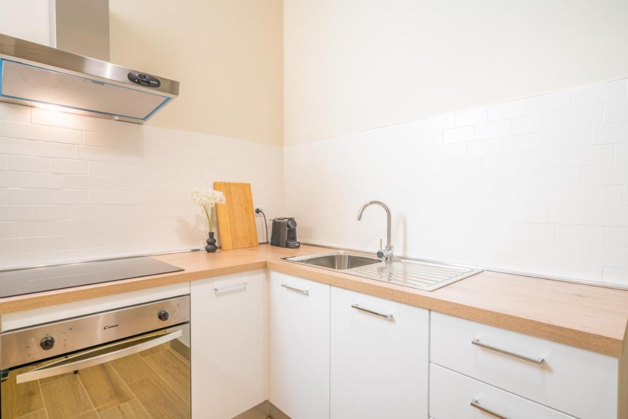 קליארי Puccini Apt - Centro Citta - Wifi - Ac מראה חיצוני תמונה
